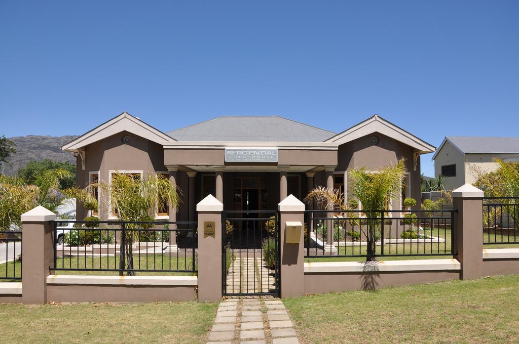 Villiersdorp Berg En Dal Guesthouse מראה חיצוני תמונה
